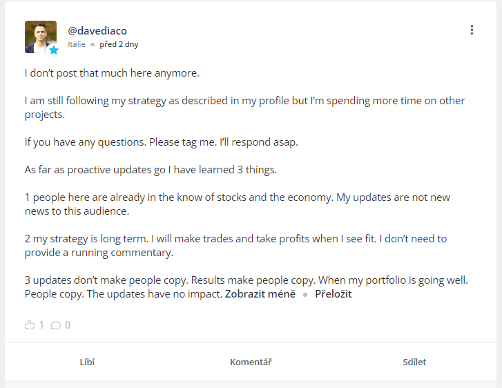 Obchodník komunikuje se svou komunitou