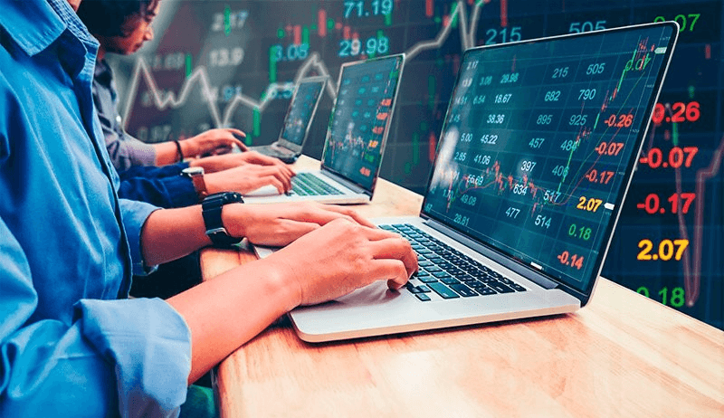 Copy trading: Co to je a jak funguje?