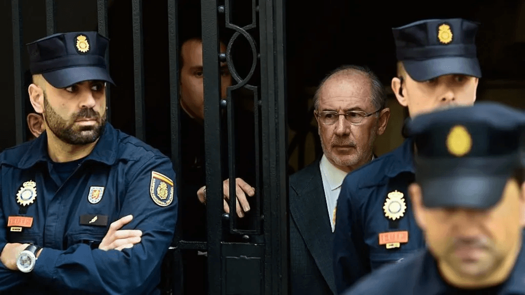 Rodrigo Rato, kdysi označovaný za ekonomického génia, byl v roce 2017 uvězněn za zpronevěru. Zdroj: BBC