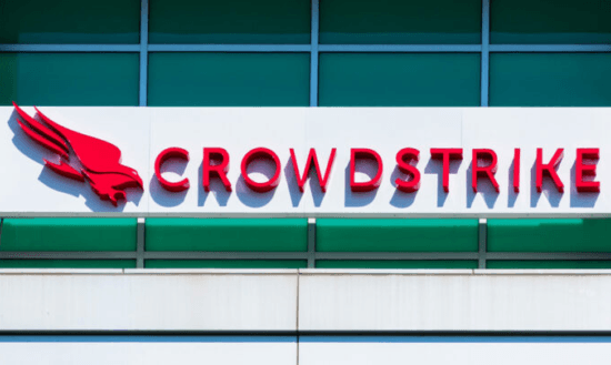 crowdstrike akcie